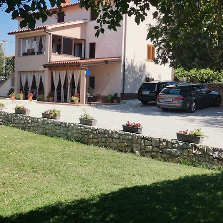Apartmani Antonija Vozilici Exterior photo